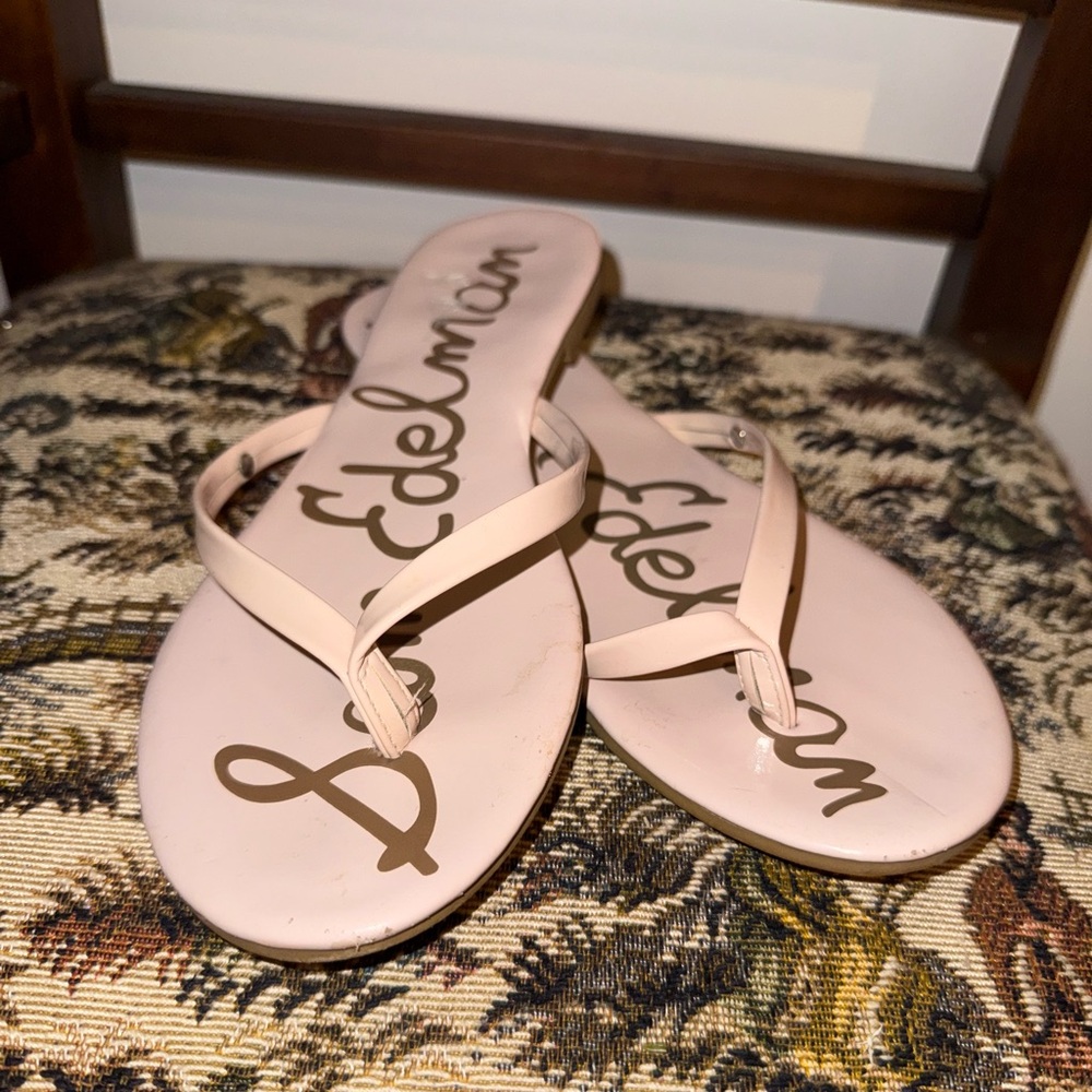 ✨ Sam Edelman Tanya Vegan Patent Leather Flip Flops | Blush Pink | Sz 6 ✨ - Picture 3 of 10
